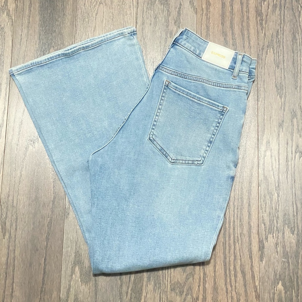 Express light Wash Blue Women's Jeans - Picture 3 of 11